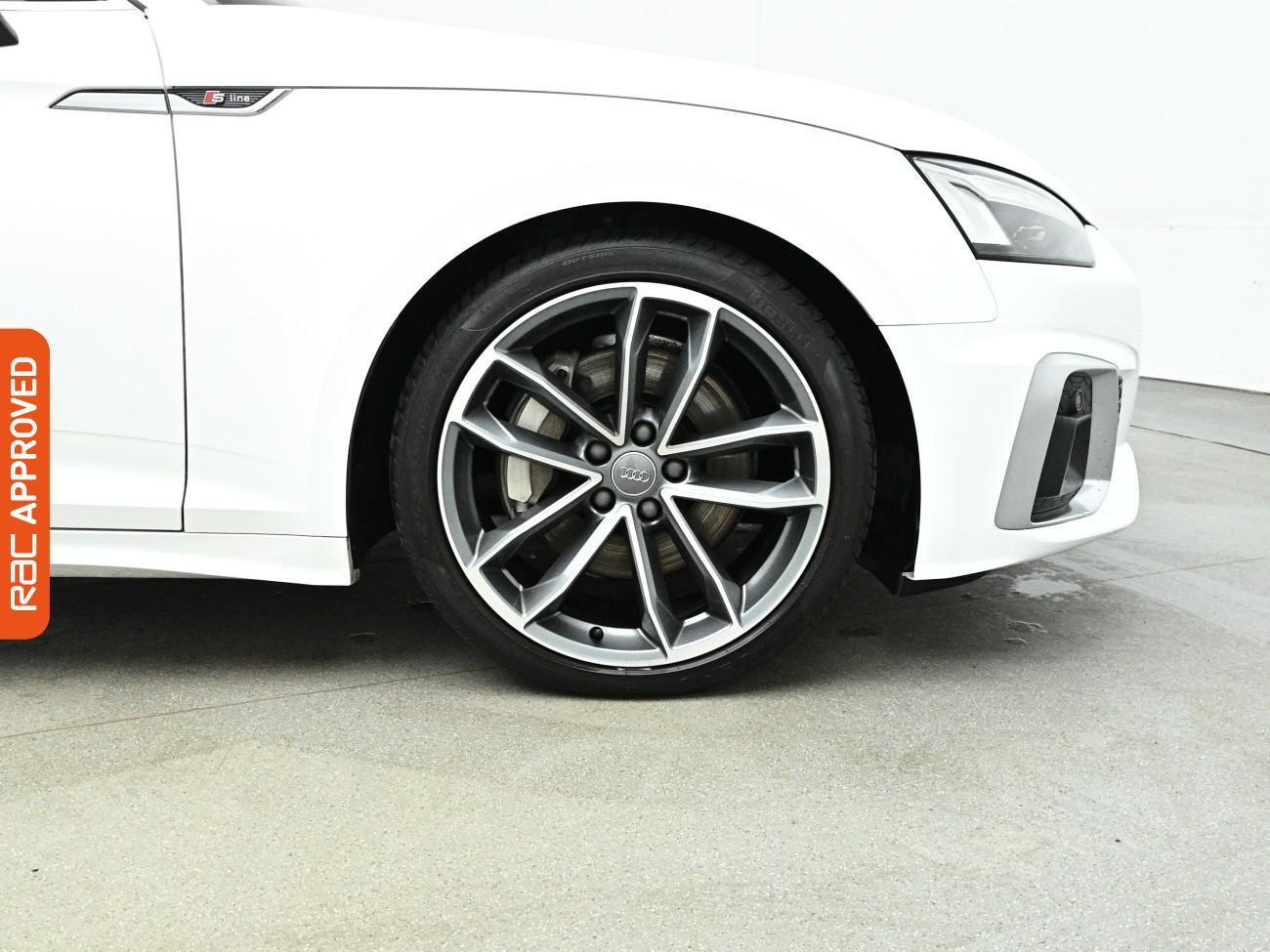 Audi A5 view 31