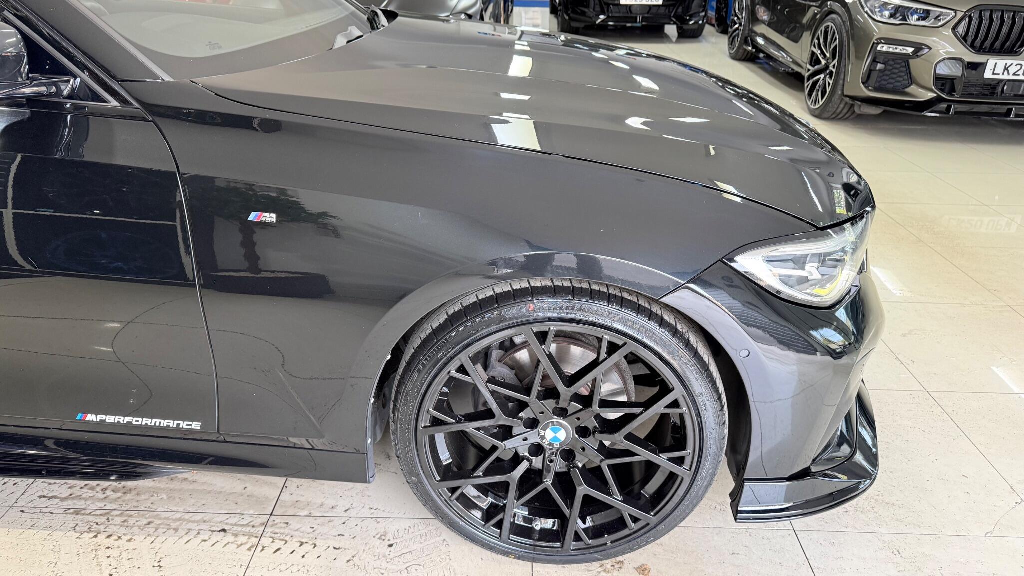 BMW 3 Series view 41