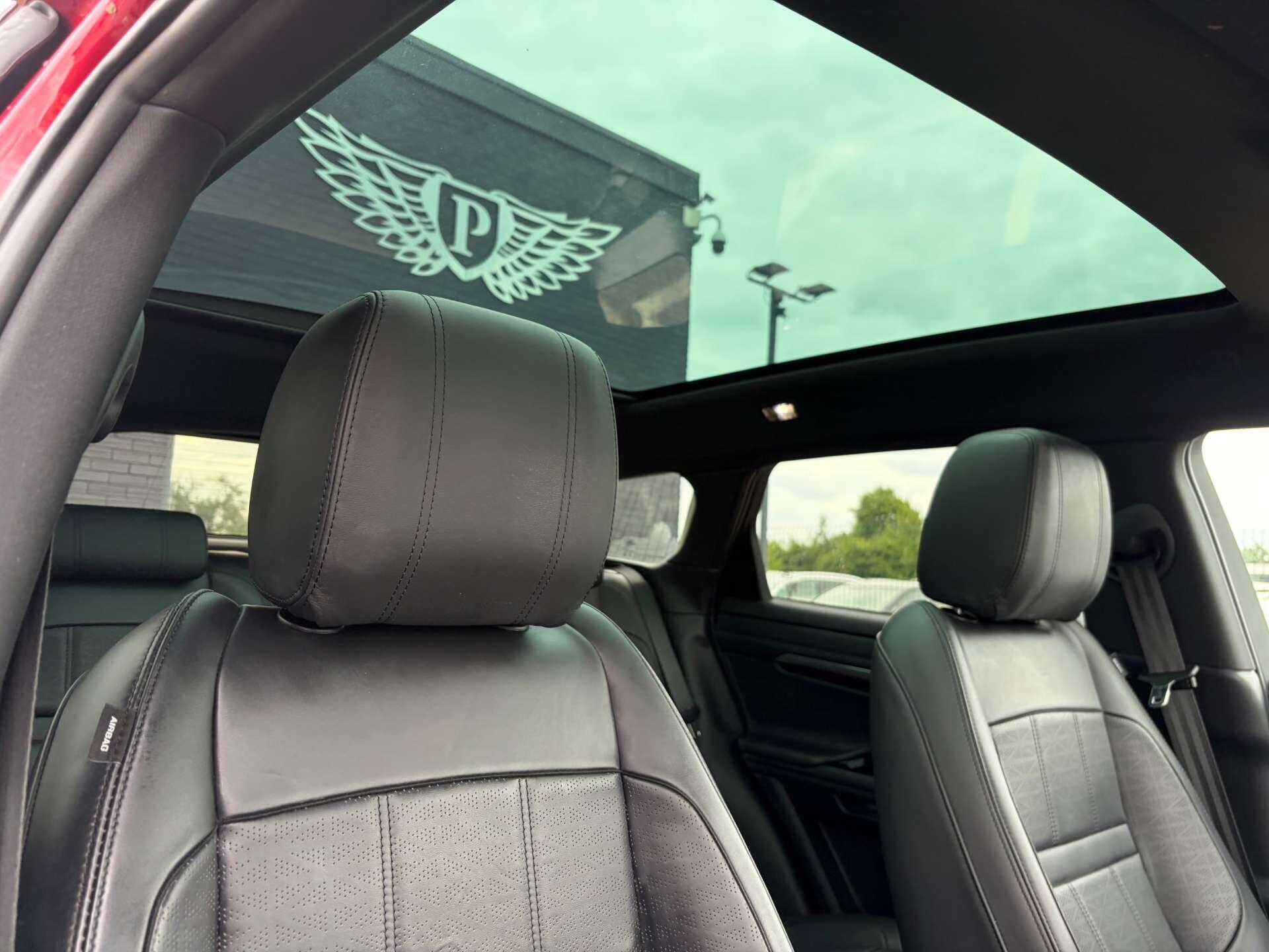 Land Rover Range Rover Evoque view 37