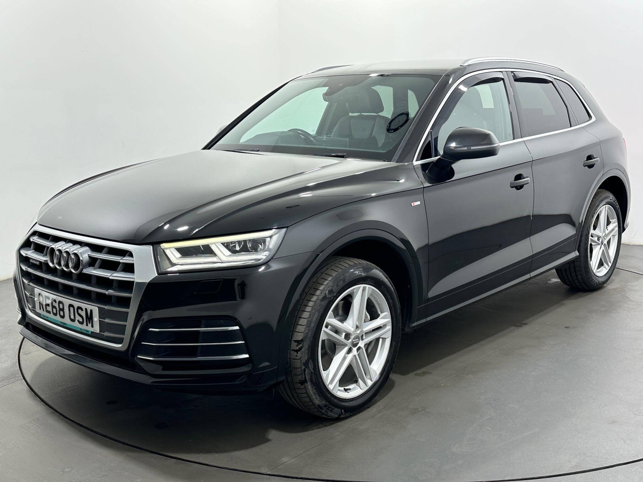 Audi Q5 view 55