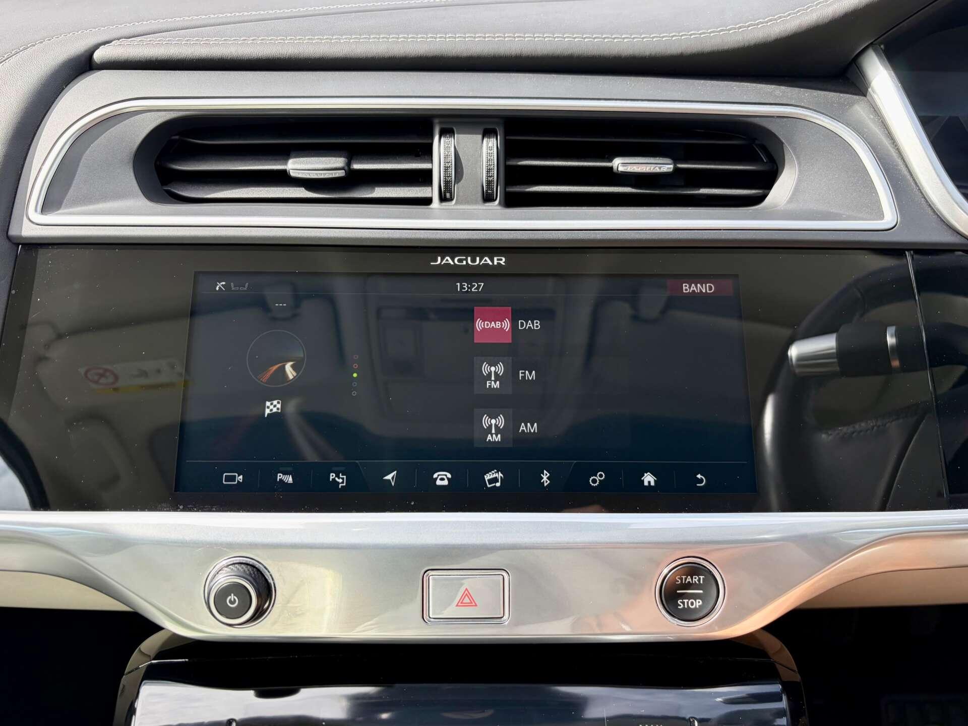 Jaguar I-Pace view 58