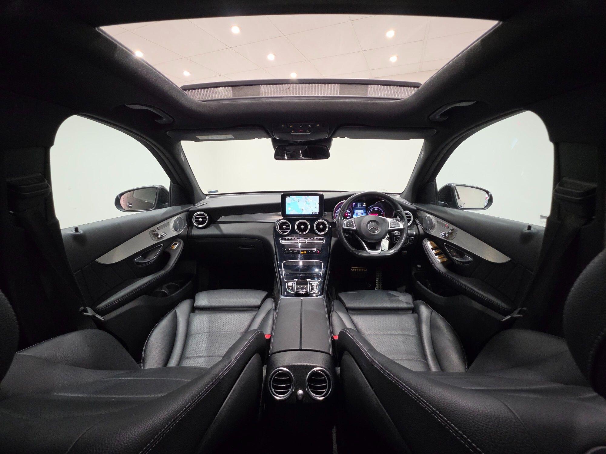 Mercedes-Benz GLC view 24