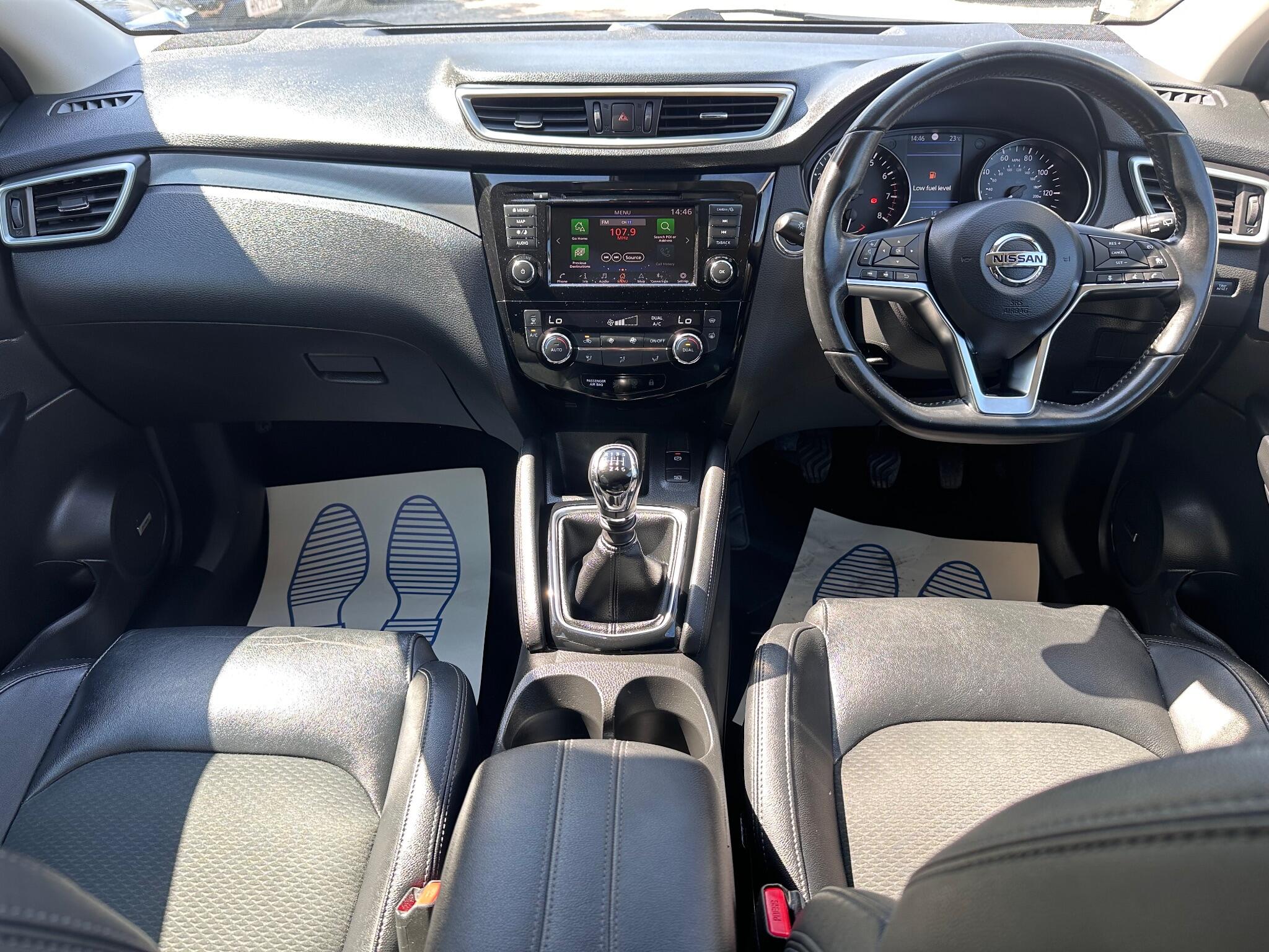 Nissan Qashqai view 25