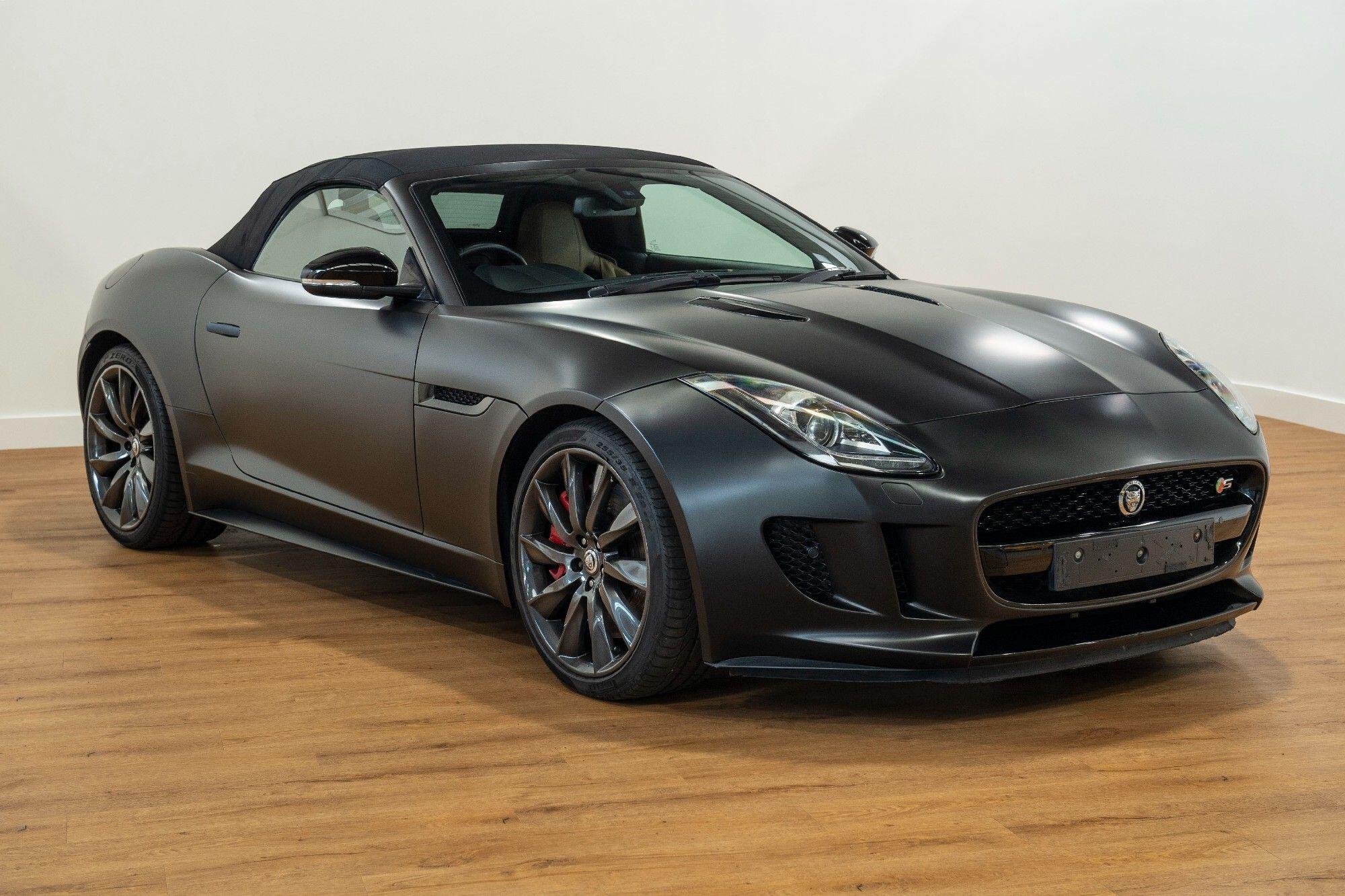 Jaguar F-Type view 2