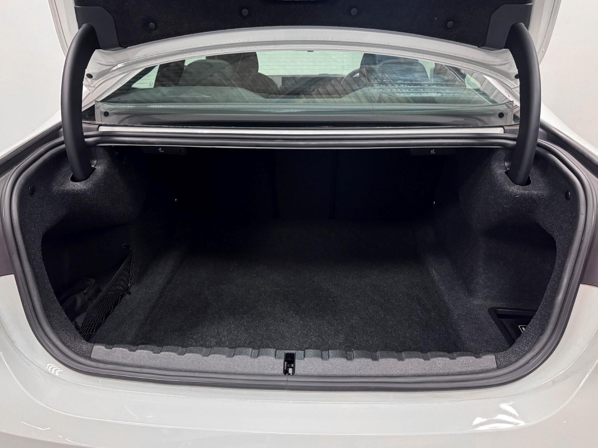BMW 4 Series view 7