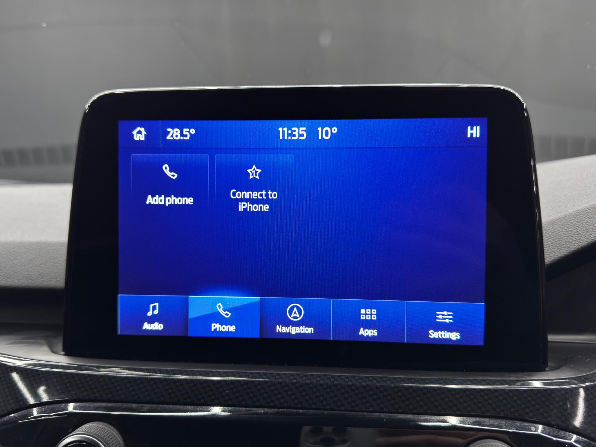 Ford Kuga view 34