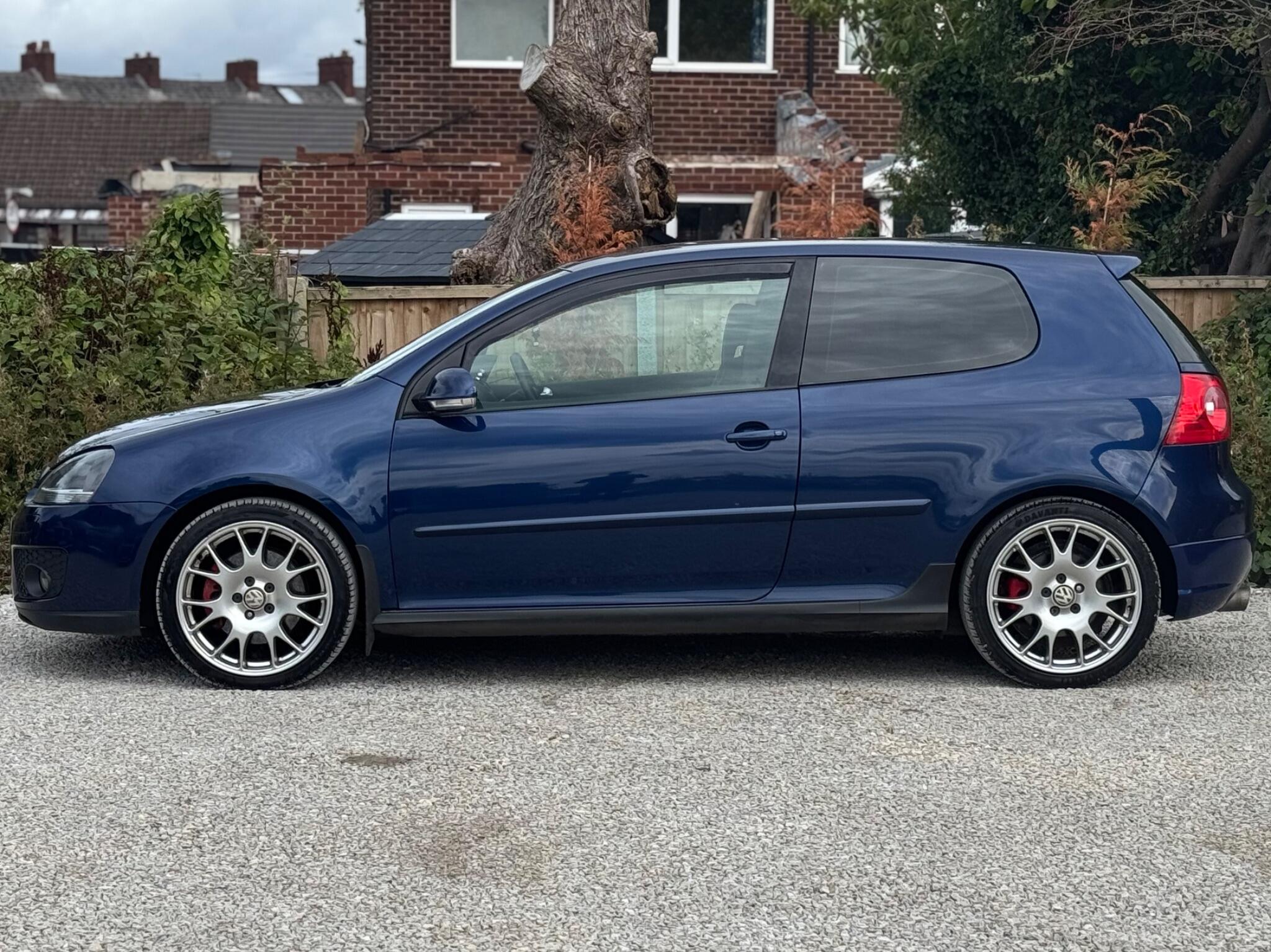 Volkswagen Golf view 13