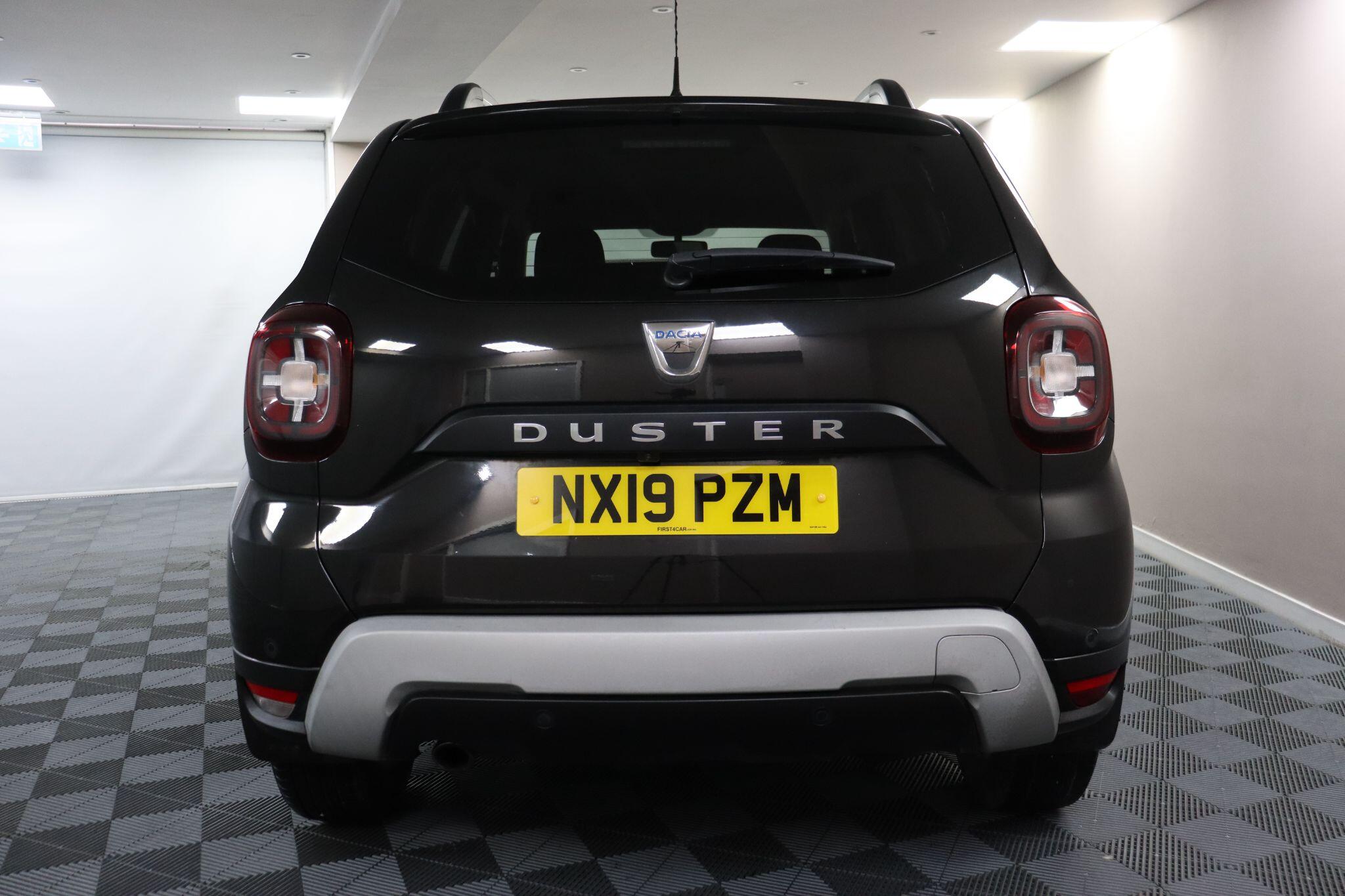 Dacia Duster view 8