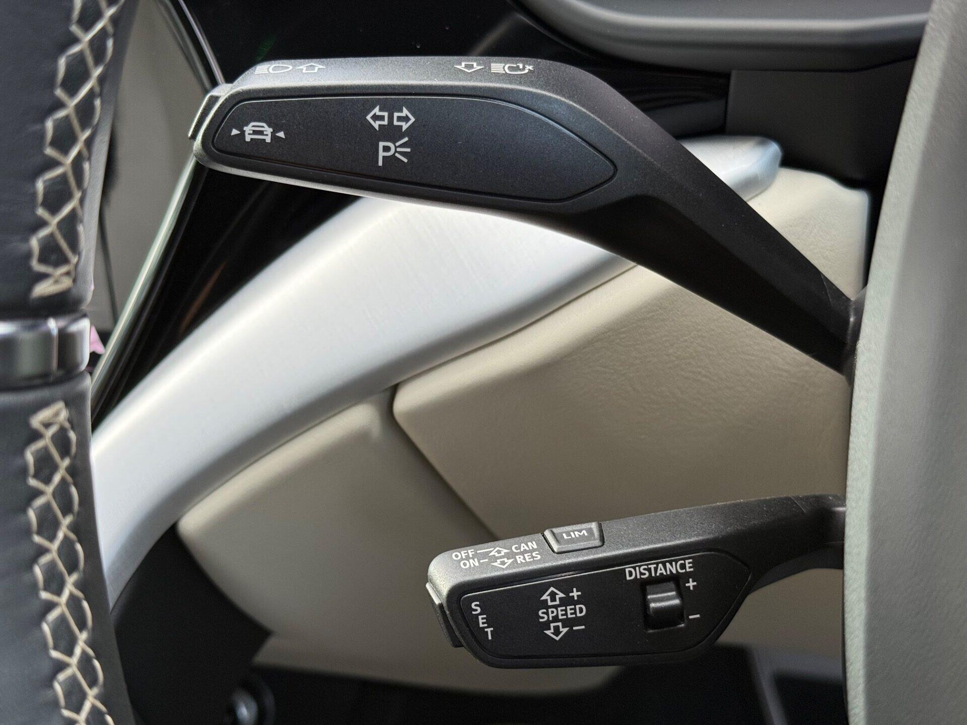 Lamborghini Urus view 64