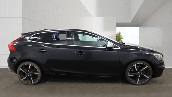 Volvo V40 view 8
