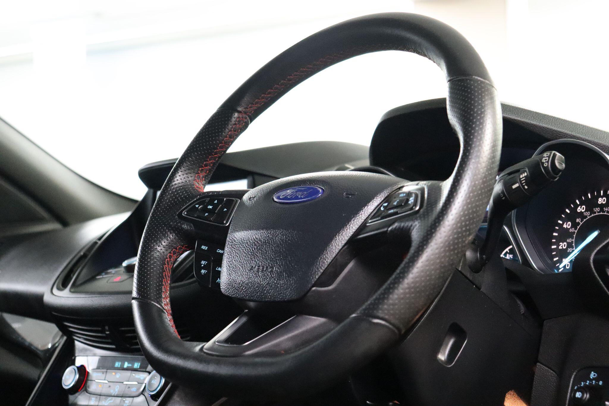Ford Kuga view 12
