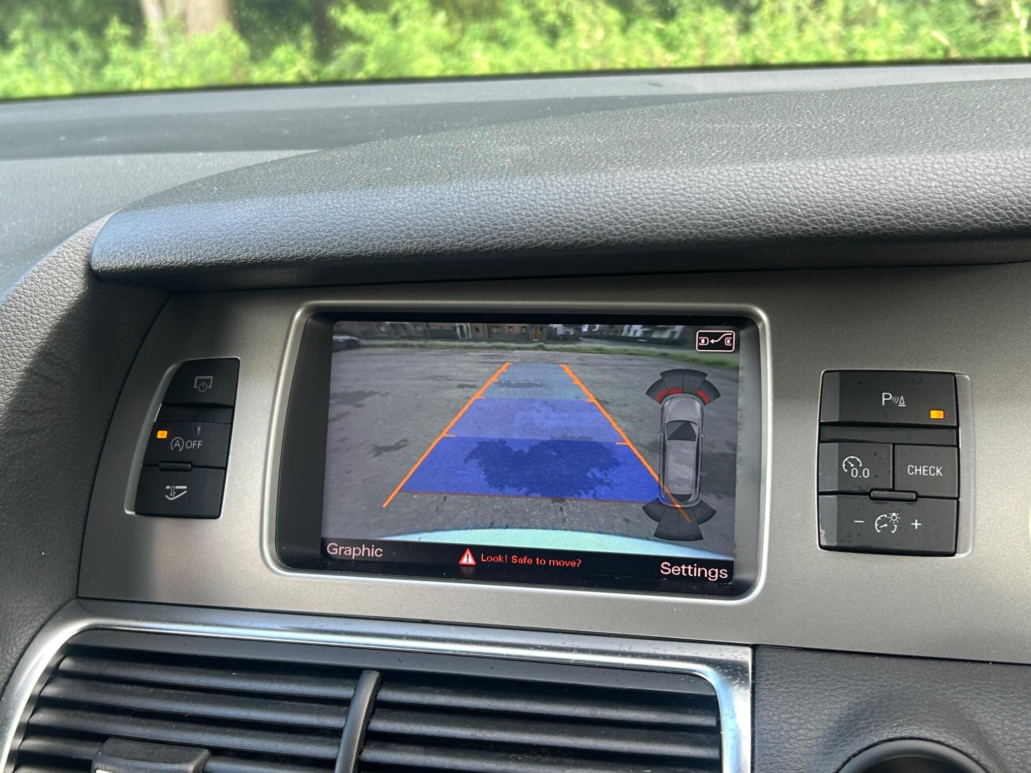 Audi Q7 view 53