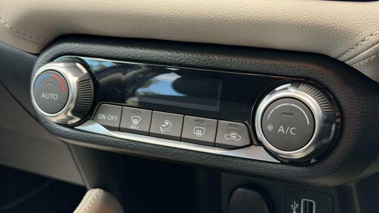 Nissan Micra view 22