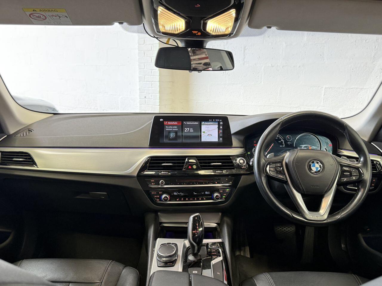 BMW 5 Series view 35