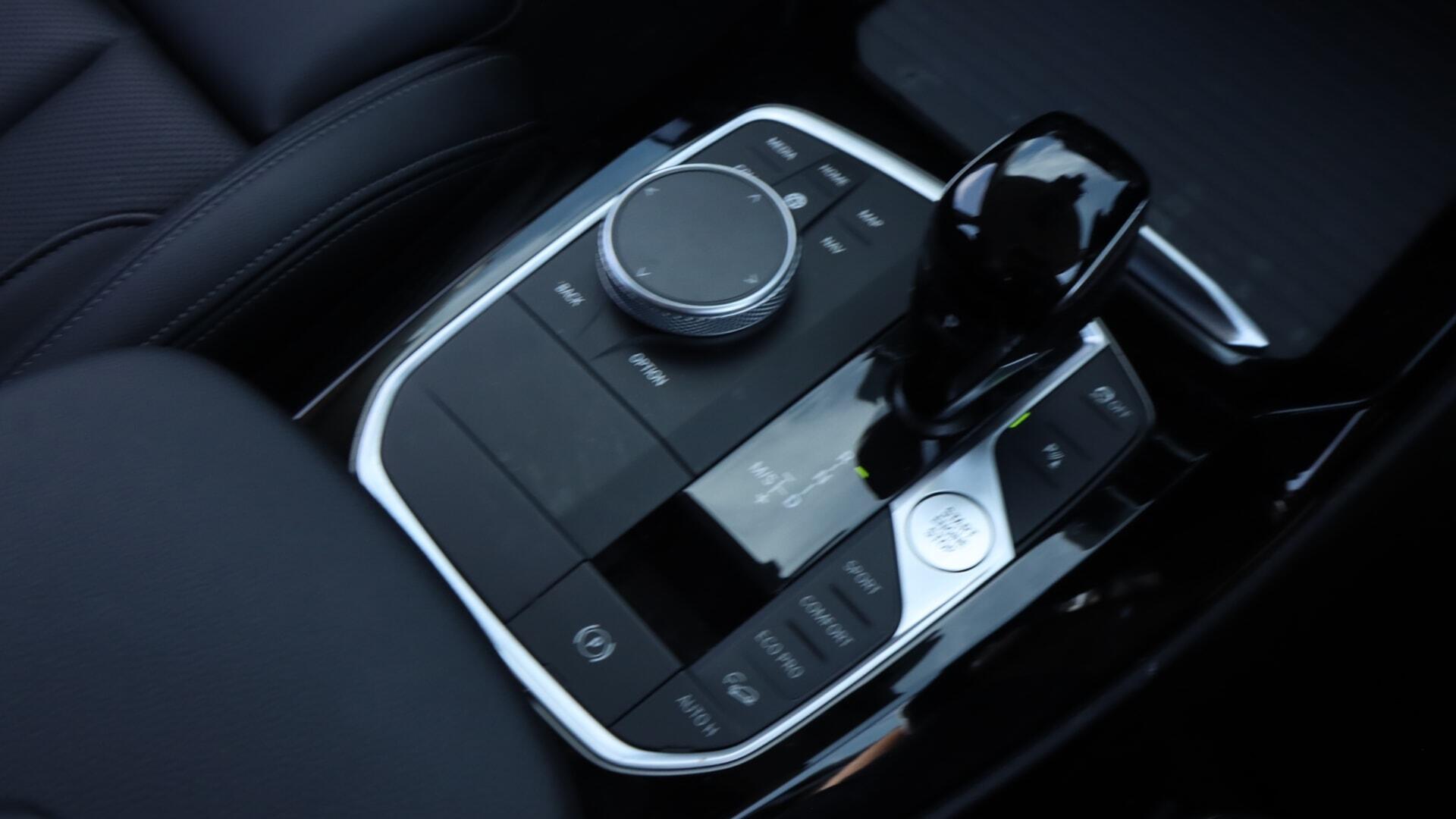 BMW X3 view 10