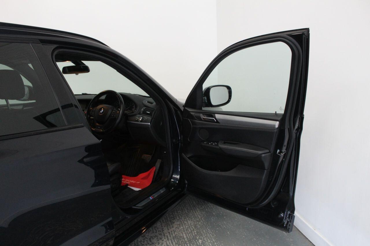 BMW X3 view 25