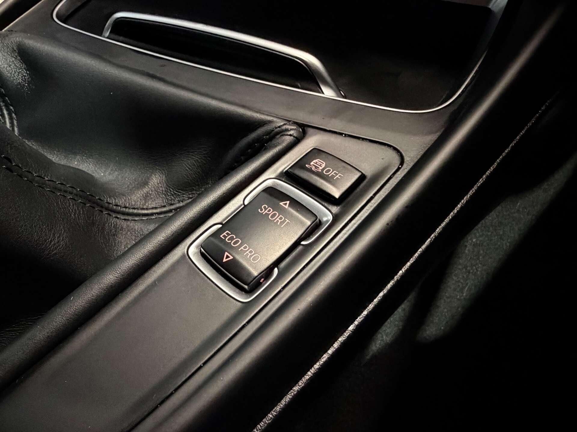 BMW 1 Series view 33