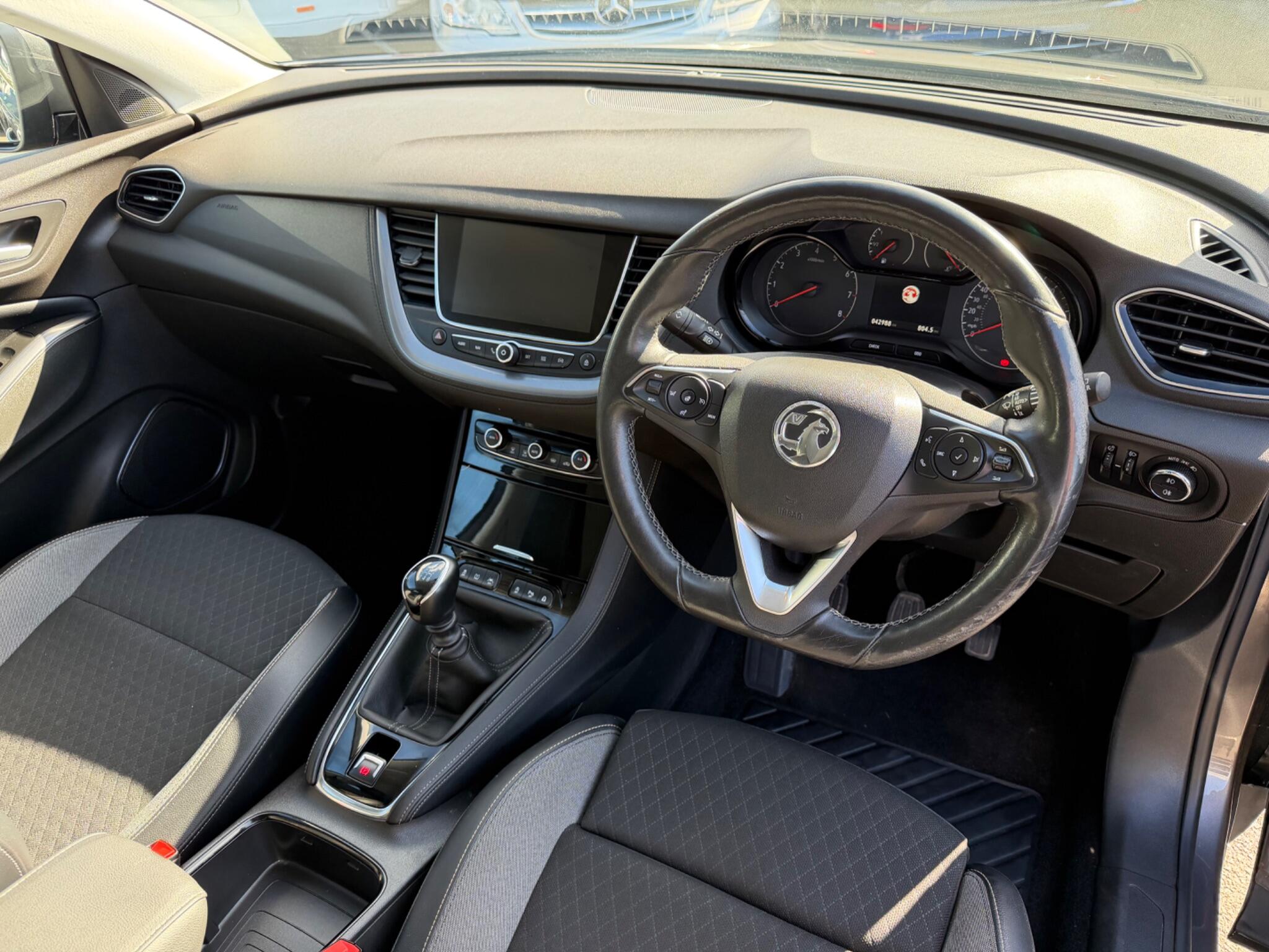 Vauxhall Grandland X view 14