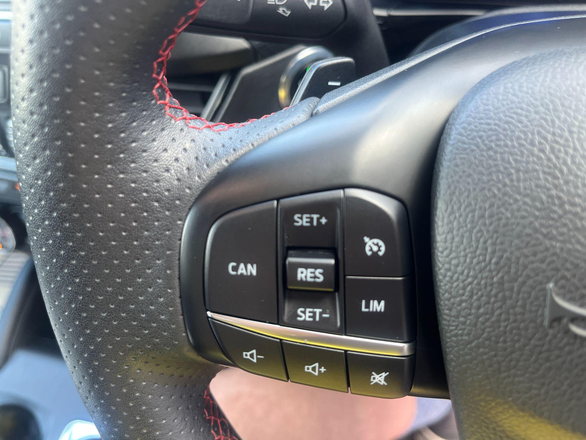 Ford Focus view 35