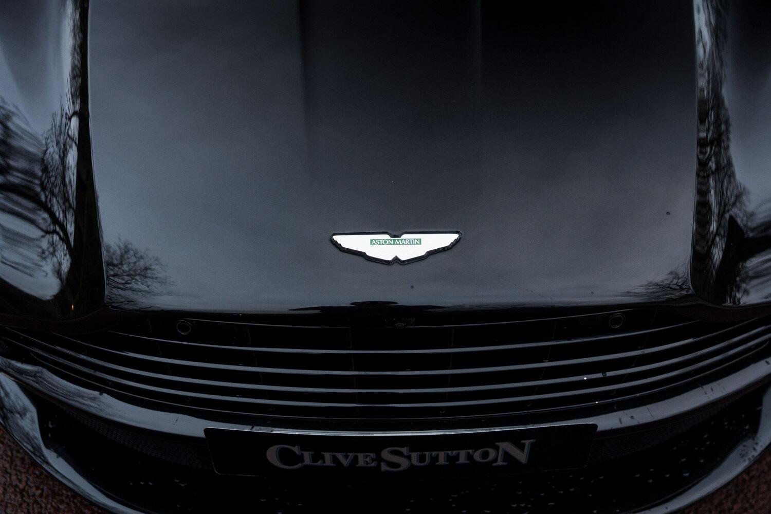 Aston Martin DB11 view 12