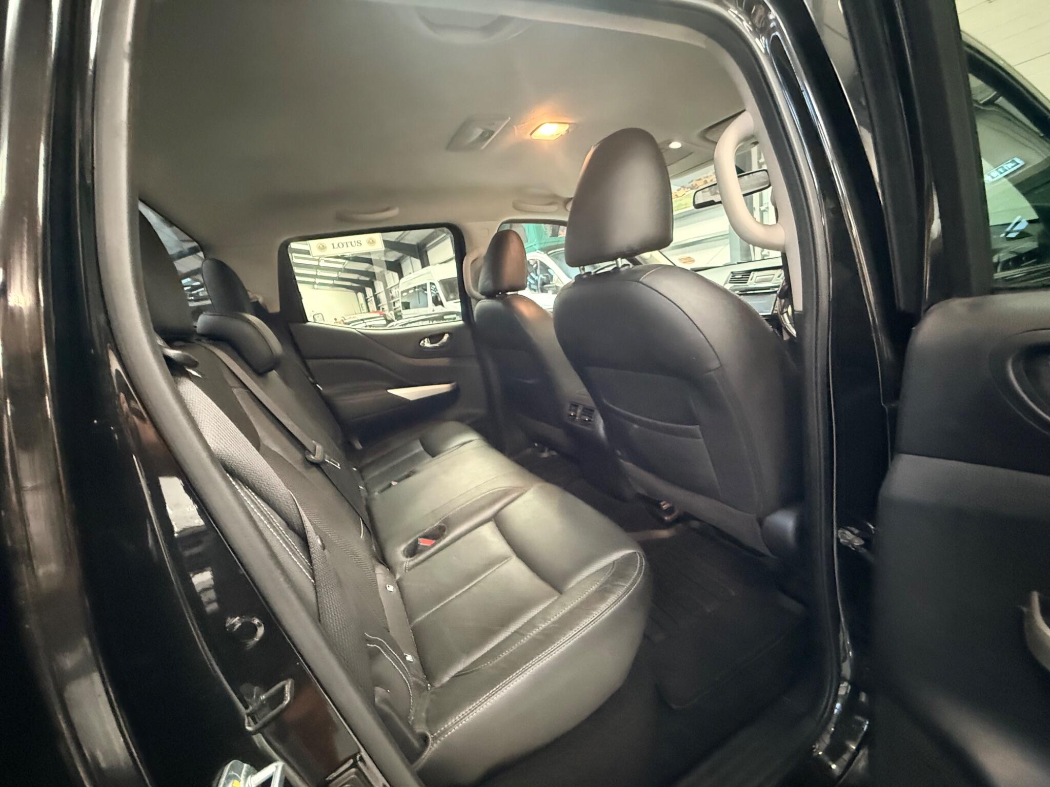 Nissan Navara view 38