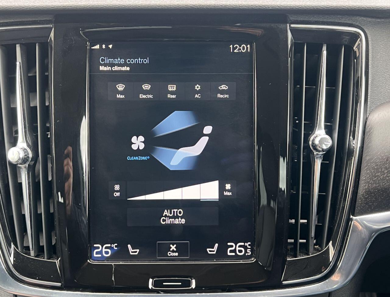 Volvo V90 Cross Country view 51