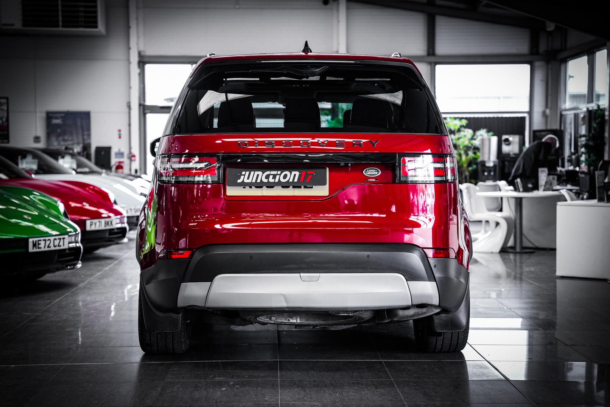 Land Rover Discovery view 15