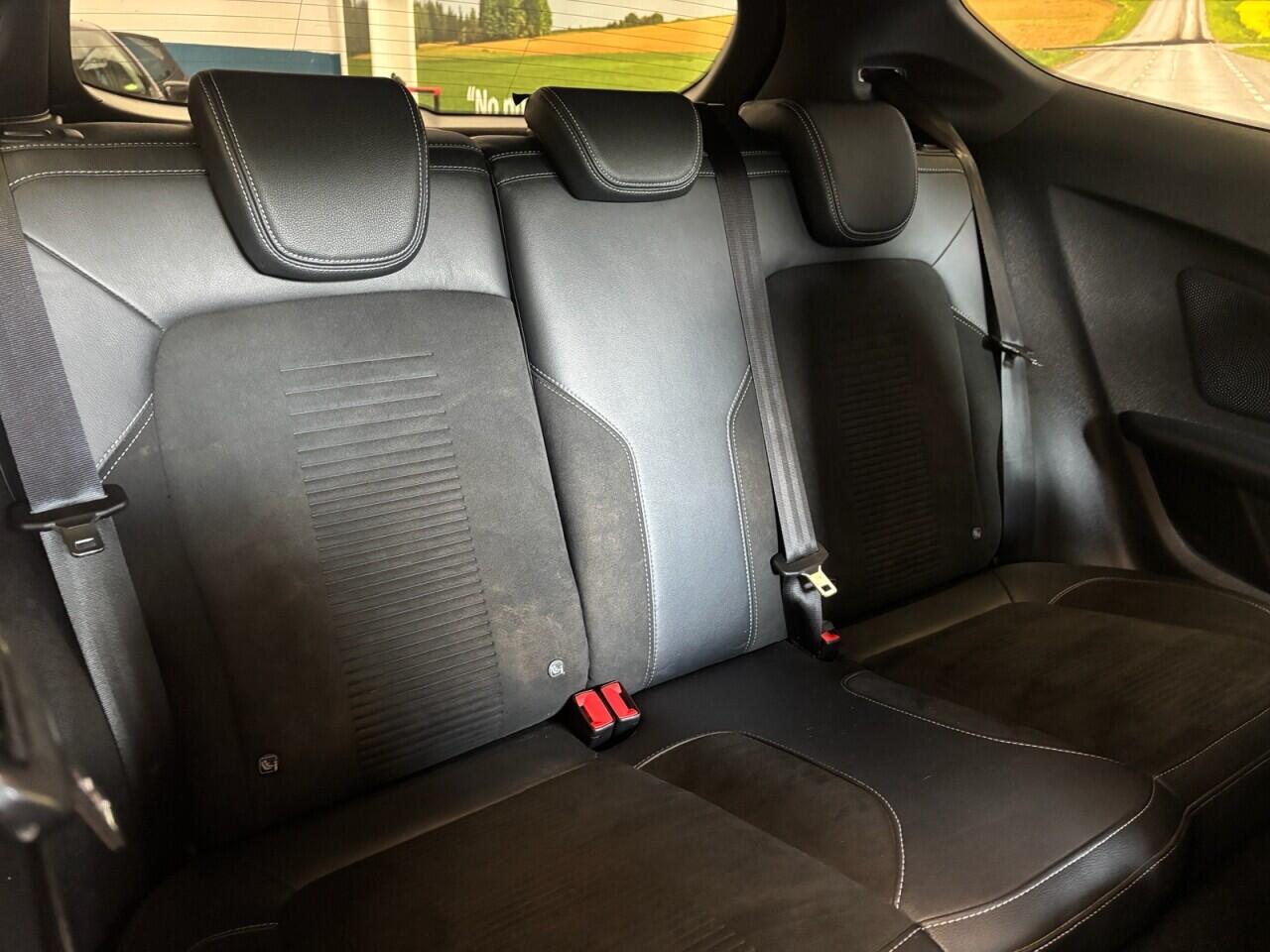Ford Fiesta view 16