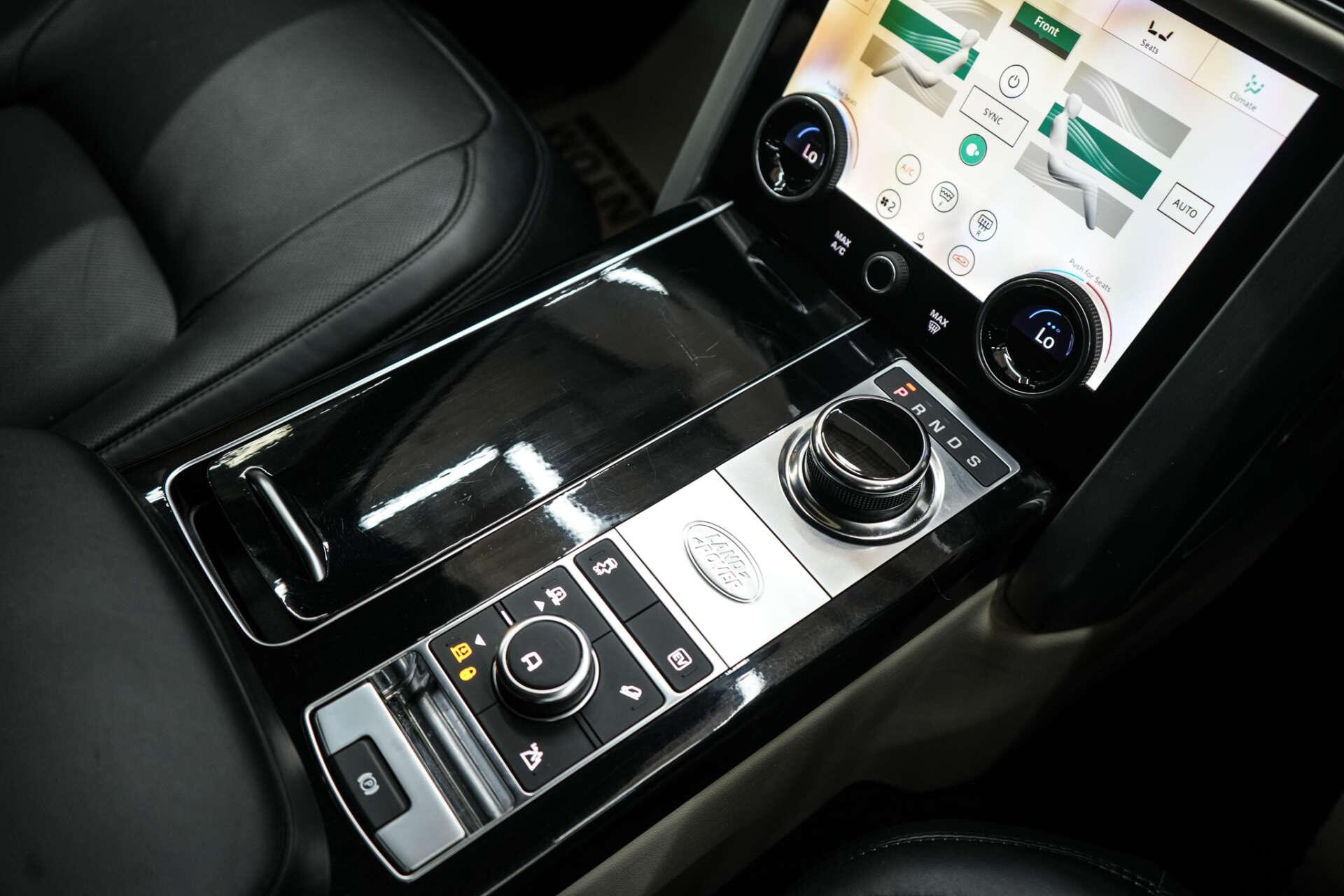 Land Rover Range Rover view 41