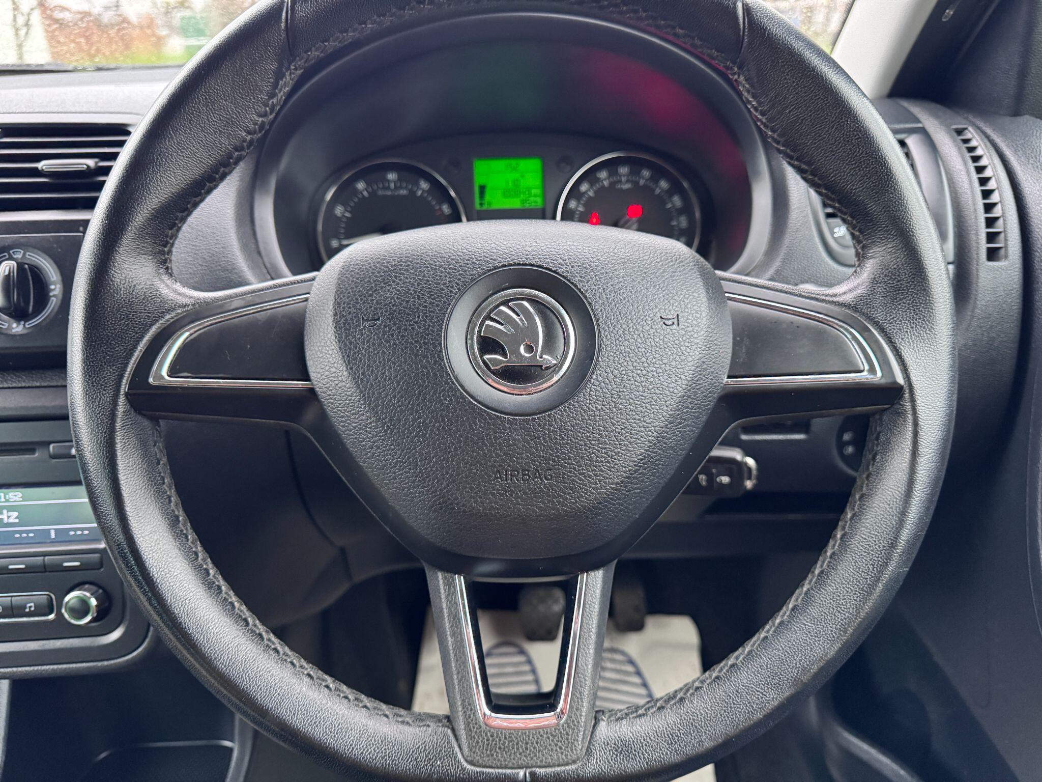 2013 Skoda Fabia image 37