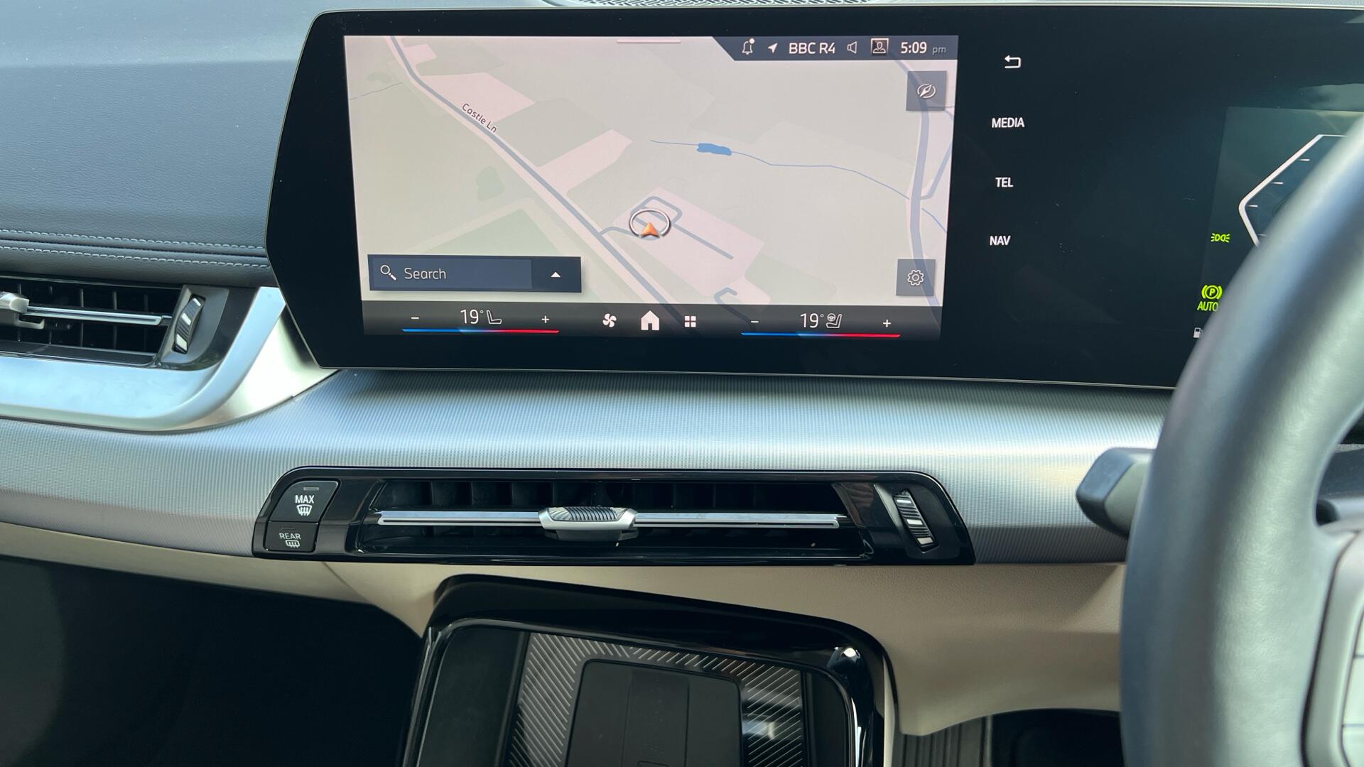 BMW X1 view 8