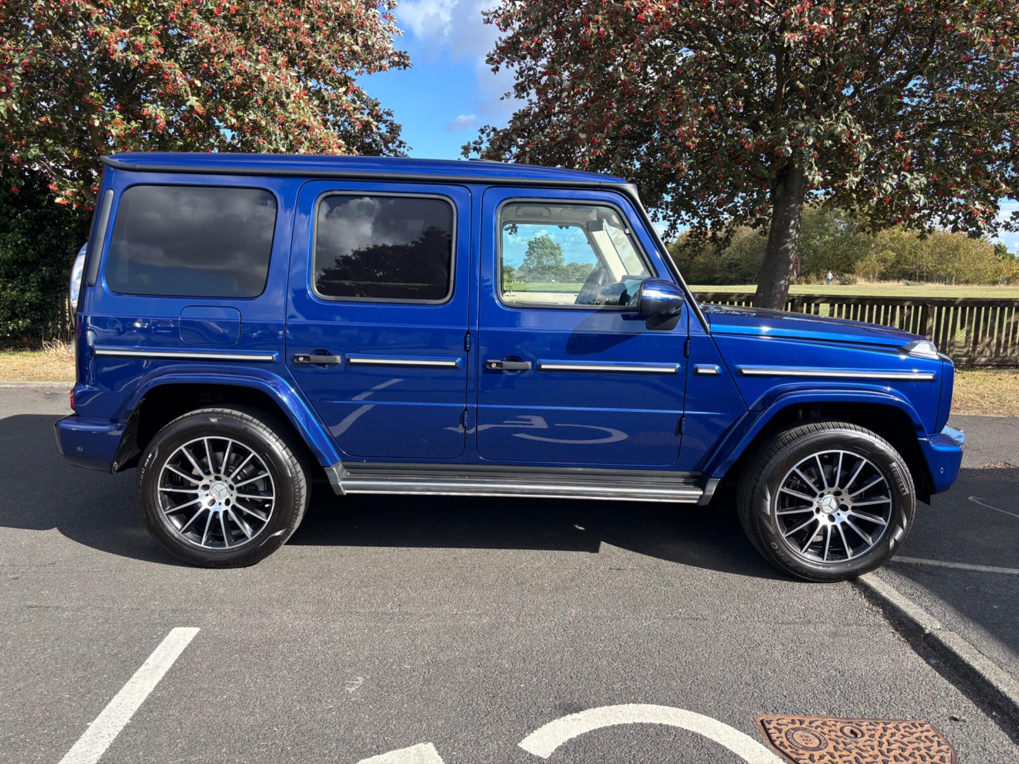 Mercedes-Benz G-Class view 8