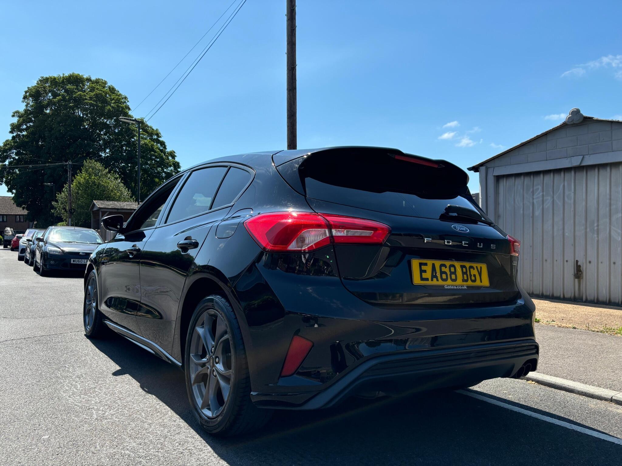 Ford Focus view 5
