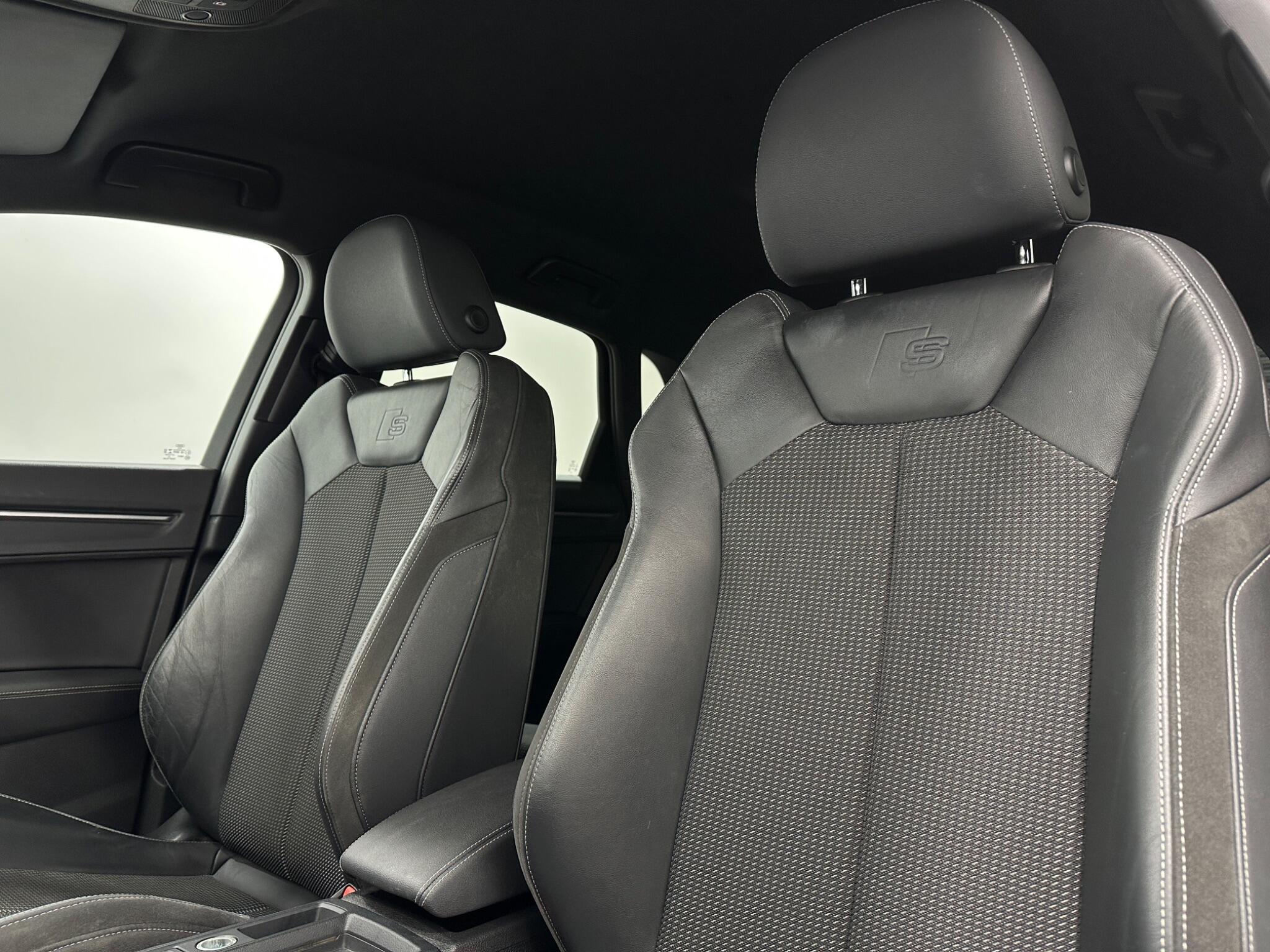Audi Q3 view 35