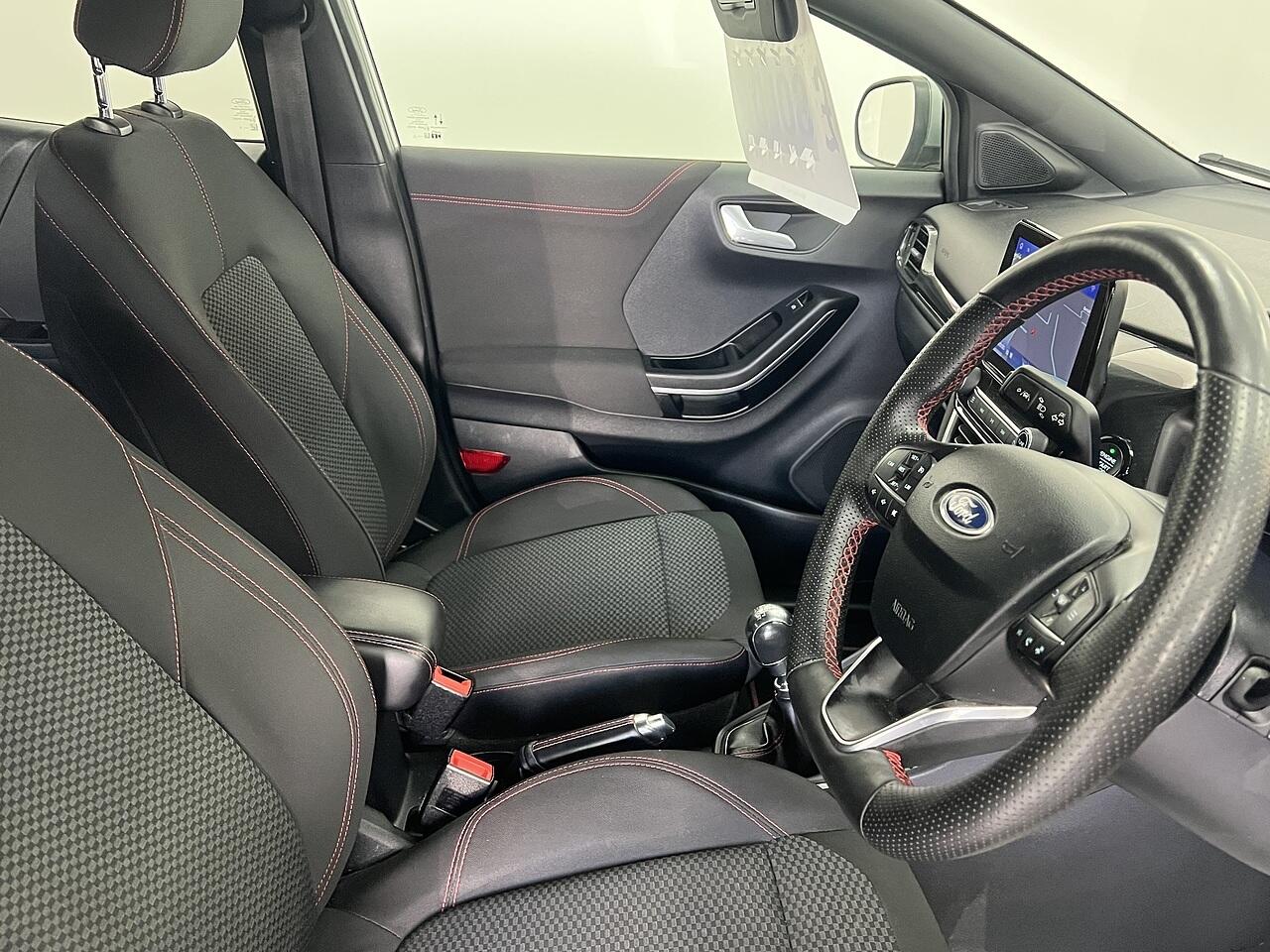 Ford Puma view 8