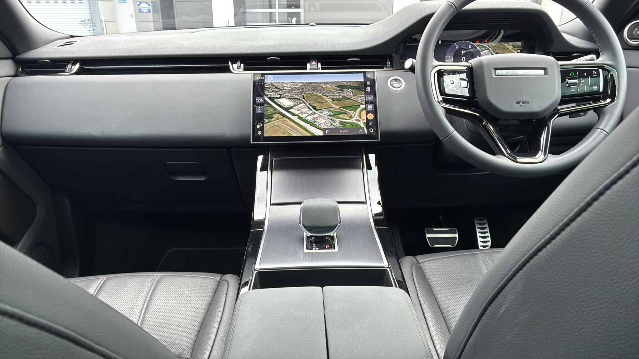 Land Rover Range Rover Evoque view 14