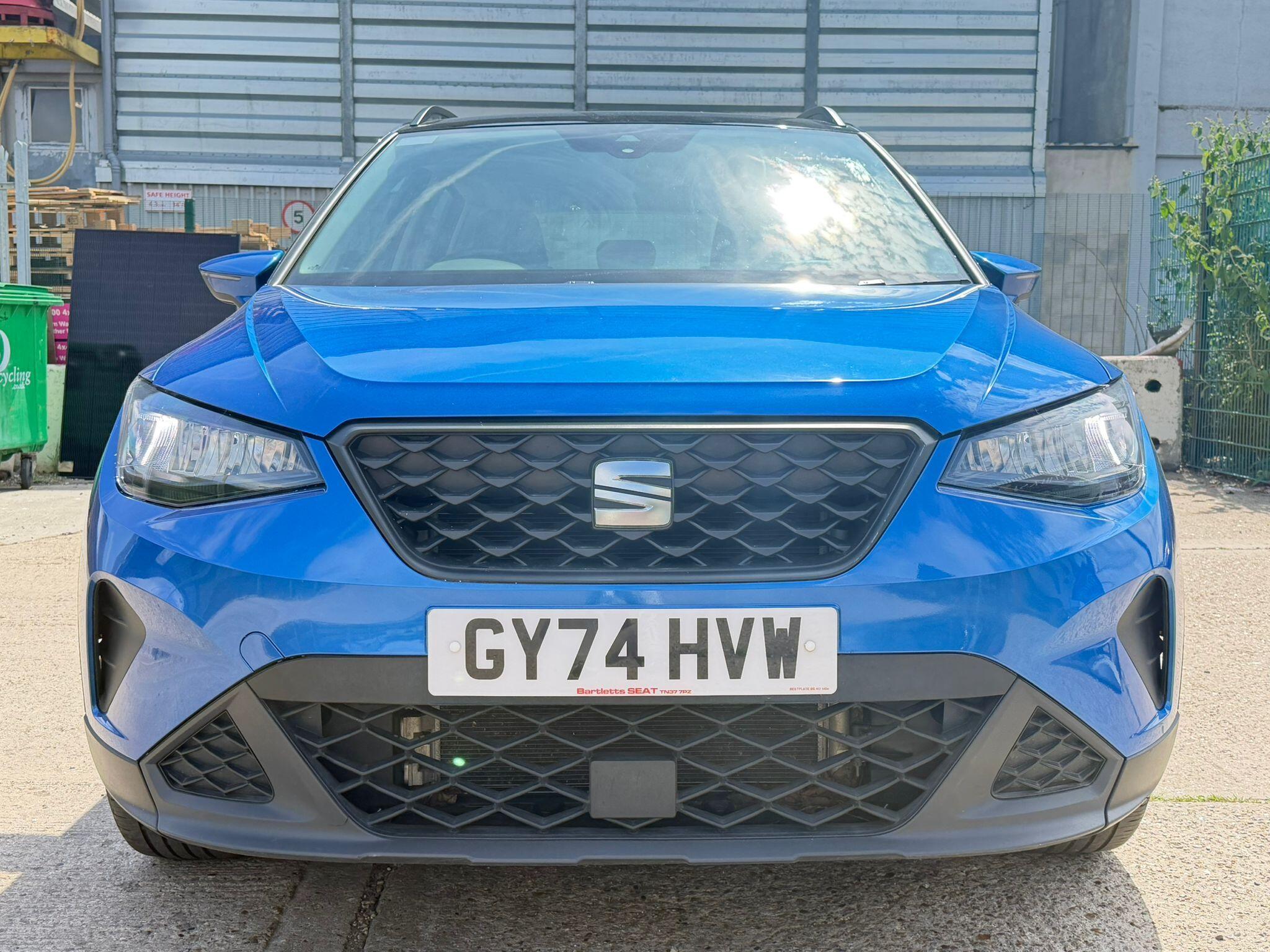 Seat Arona view 8