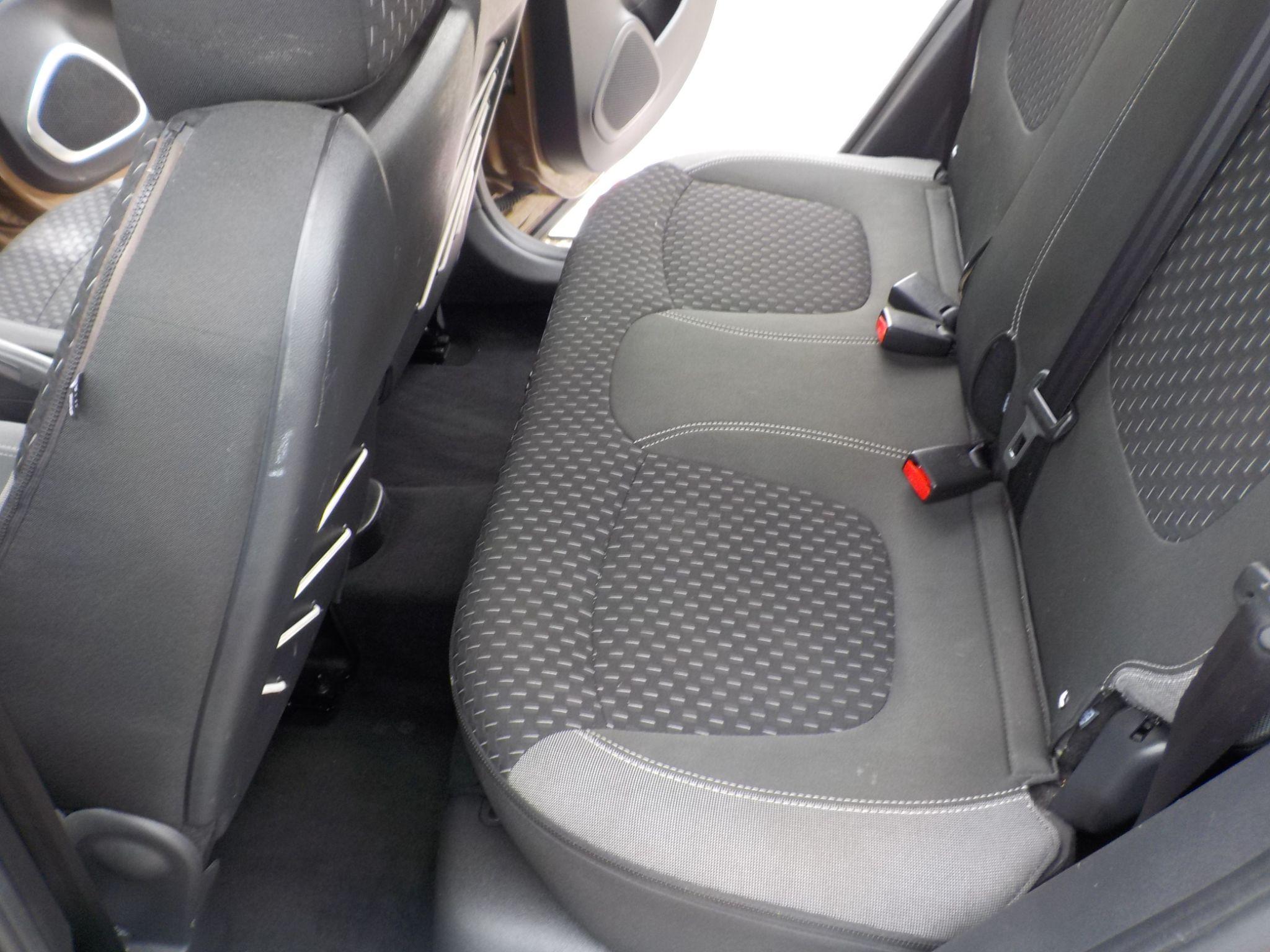 Renault Captur 0.9 TCe ENERGY Dynamique Nav Euro 6 (s/s) 5dr