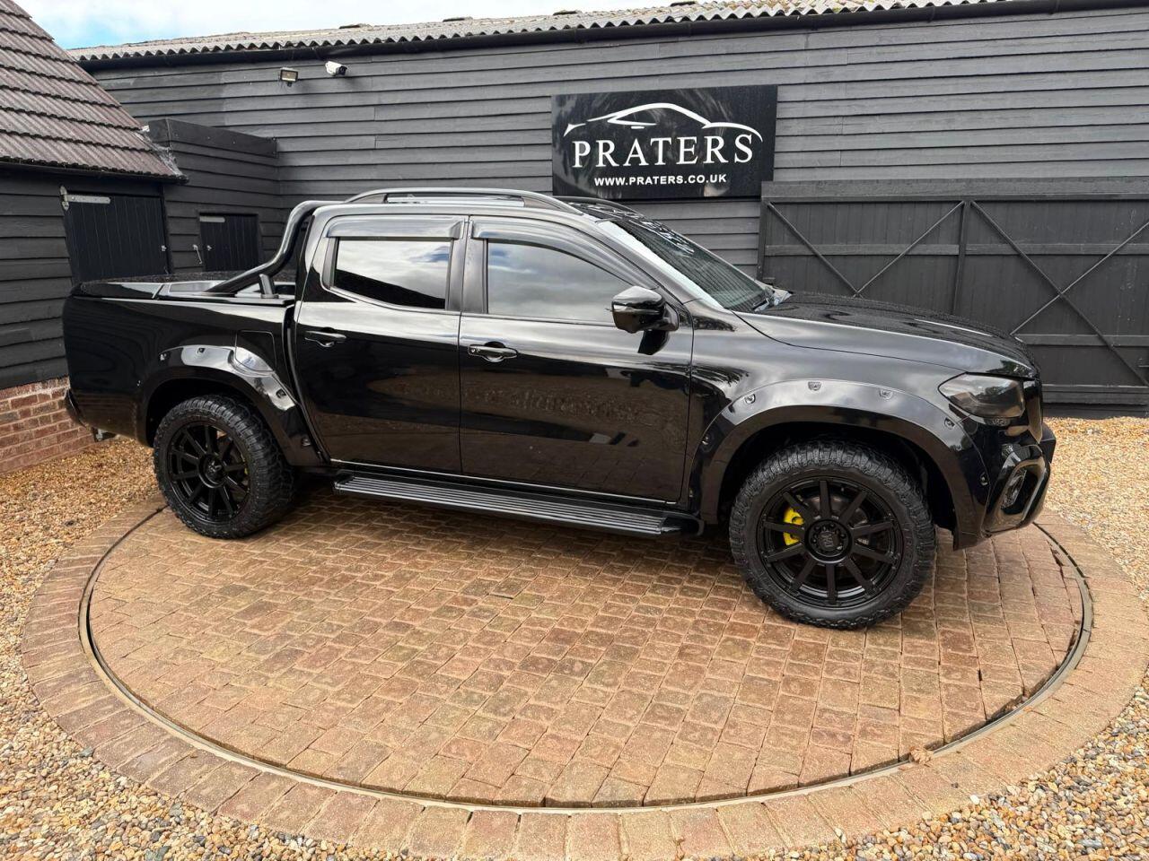 Mercedes-Benz X-Class view 25