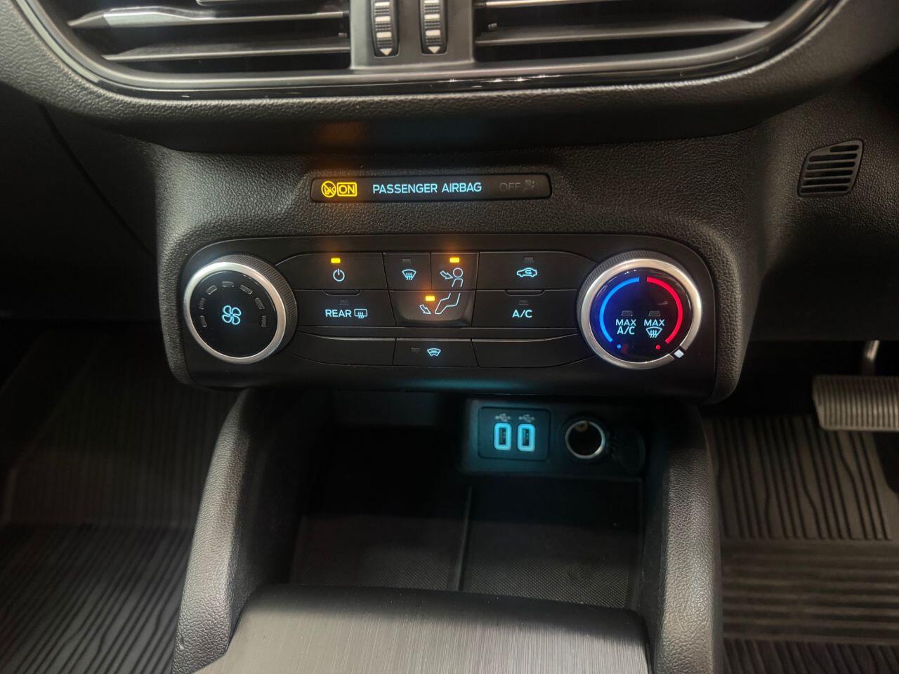 Ford Focus view 62