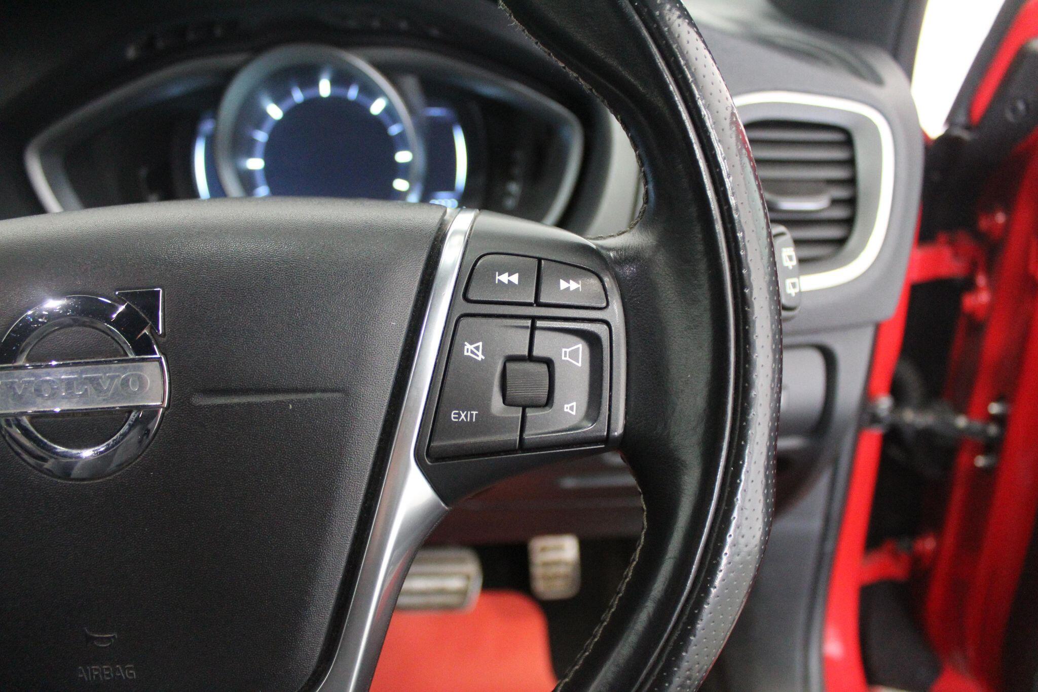Volvo V40 view 41