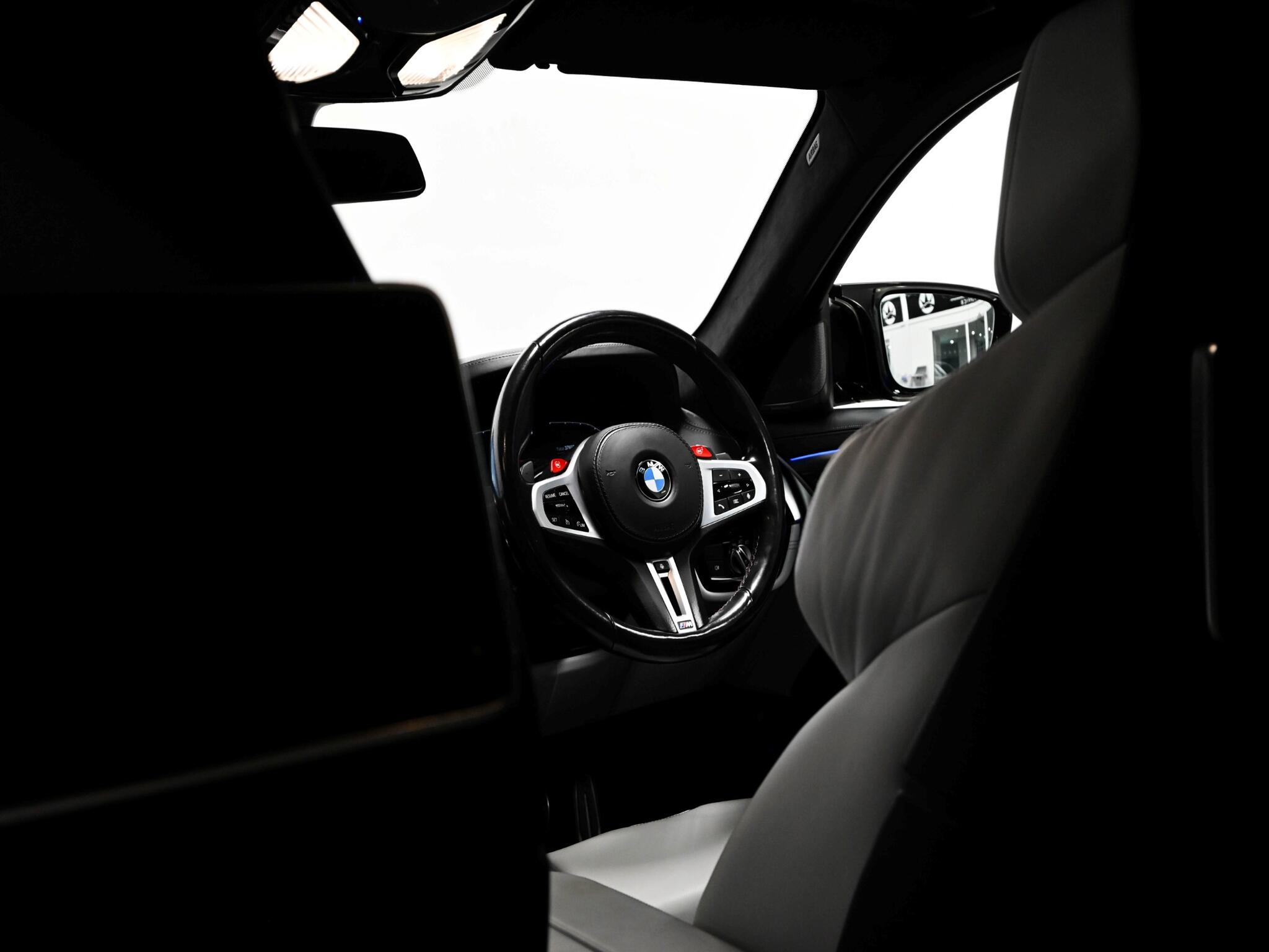 BMW M5 view 29