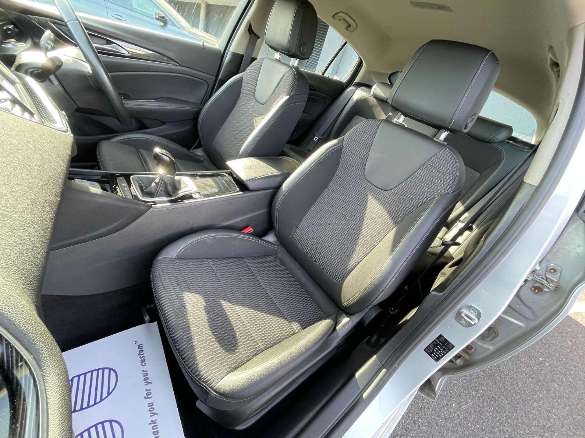 Vauxhall Insignia view 28