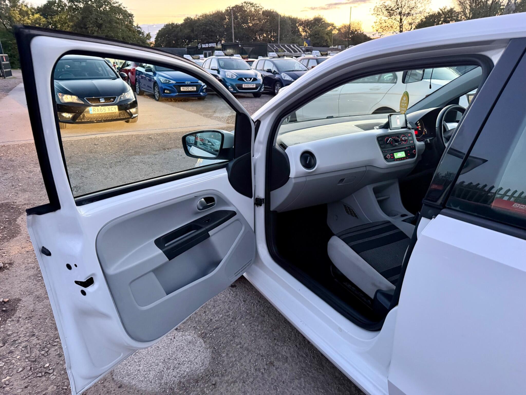 Seat Mii view 35