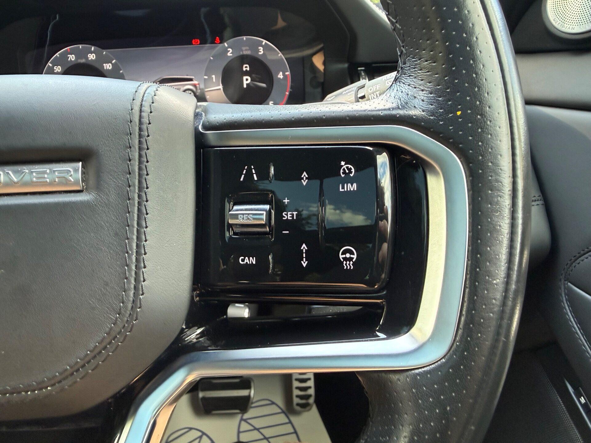 Land Rover Range Rover Evoque view 41