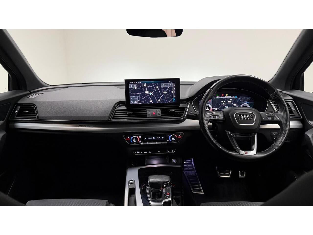 Audi Q5 view 19