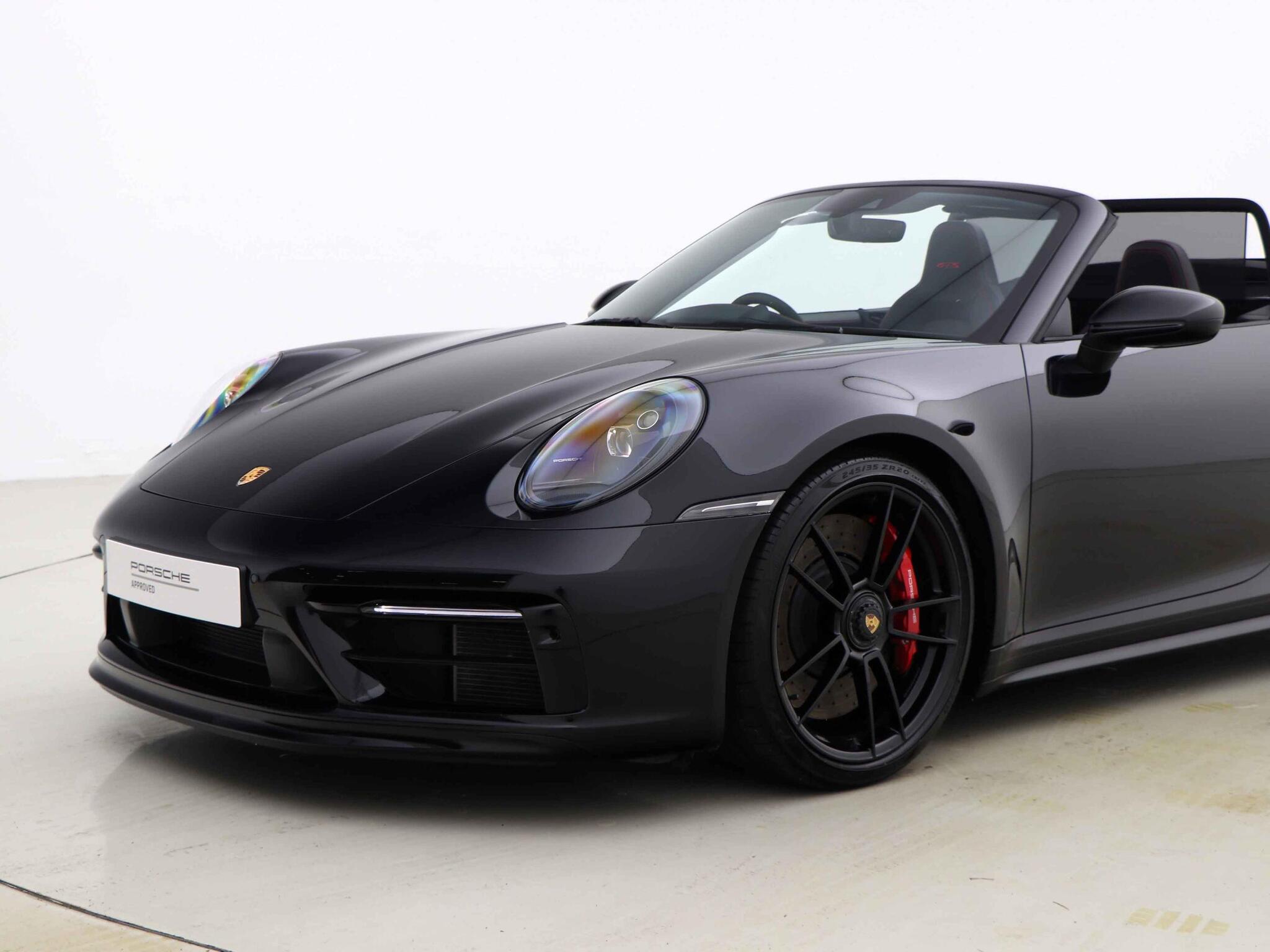 Porsche 911 view 14