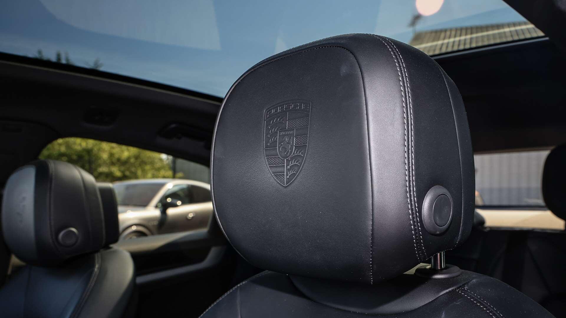 Porsche Cayenne view 16
