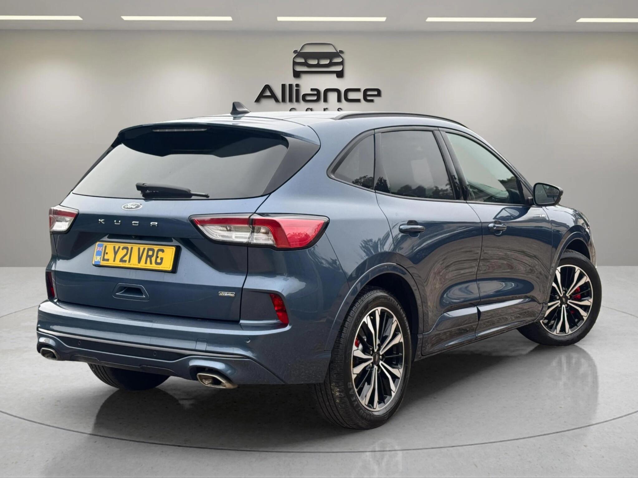 Ford Kuga view 70