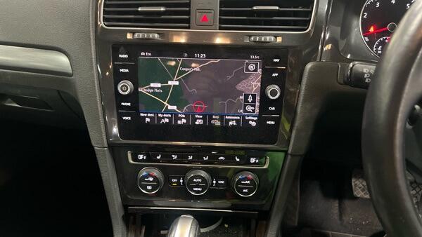 Volkswagen Golf view 7